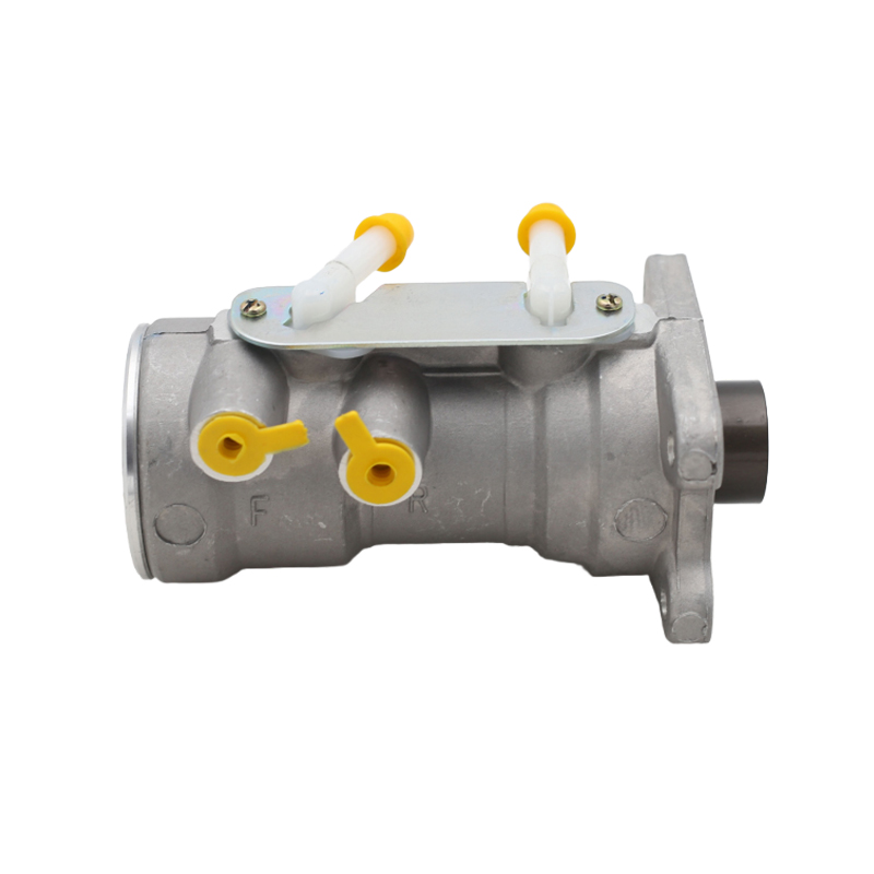 Suitable For JMC Trucks 100P 600P Kairui Brake Master Cylinder 8-97314530