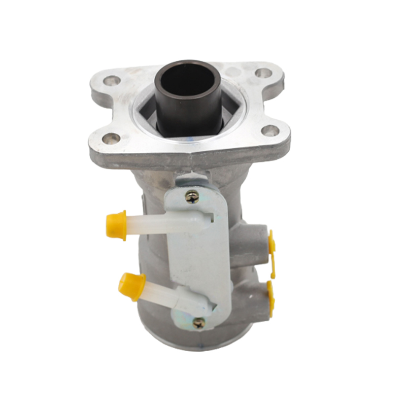 Suitable For JMC Trucks 100P 600P Kairui Brake Master Cylinder 8-97314530