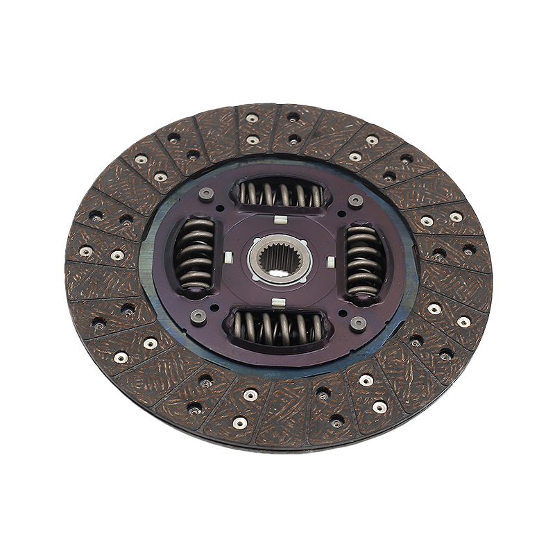 How does the clutch plate maintain friction stability and avoid plate burnout under high-temperature, slippery conditions?